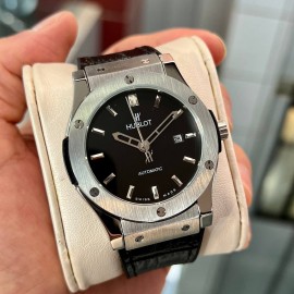 فروش ساعت اتوماتیک مردانه هوبلو در گالری واچ کالکشن HUBLOT