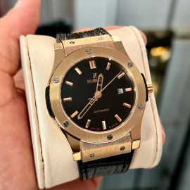 فروش ساعت اتوماتیک مردانه هوبلو در گالری واچ کالکشن HUBLOT