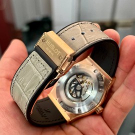 فروش ساعت اتوماتیک مردانه هوبلو در گالری واچ کالکشن HUBLOT