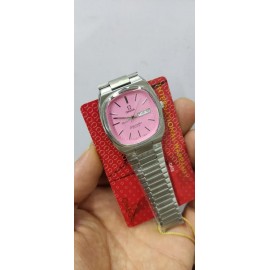 فروش ساعت کوآرتز اُمگا مدل کلکسیونی در گالری واچ کالکشن  OMEGA 