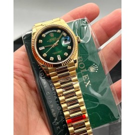 خرید و فروش ساعت رولکس رپلیکا کیفیت سفارشی با موتور استثنایی در گالری واچ کالکشن ROLEX replica